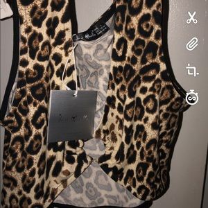 Crop cheetah top